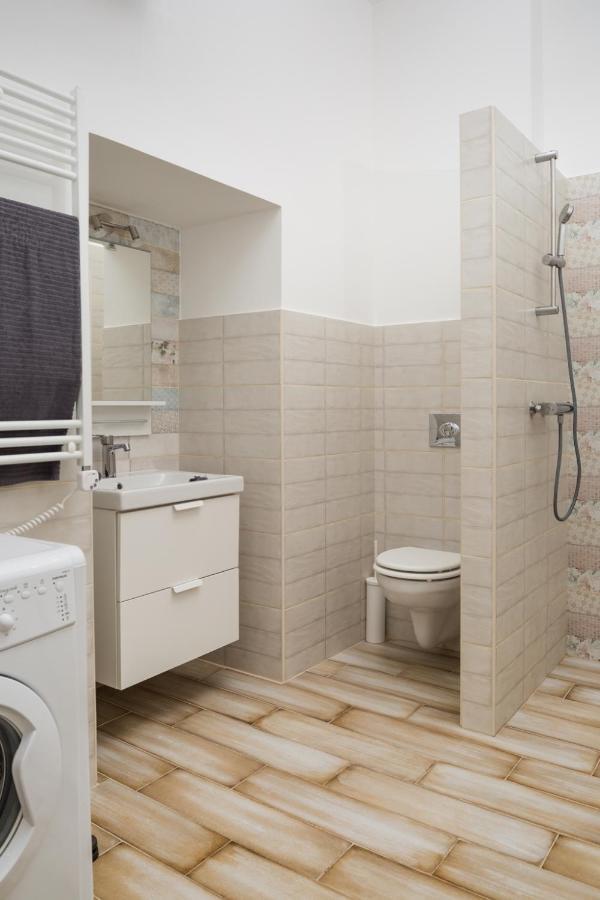 R374 #freeparking Apartamento